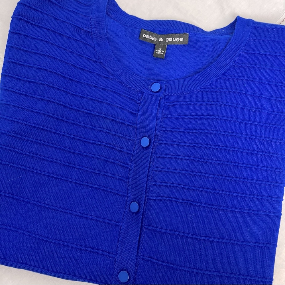 Cable & Gauge 3/4 Sleeve Ribbed women’s Cardigan sweater  Sz.Small. Cobalt blue